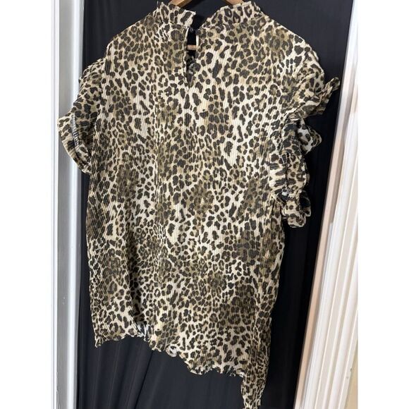LOVE X DESIGN Womens Blouse Top Cheetah Foil Print Ruffle Collar Sleeve Plus 3X - Picture 6 of 8